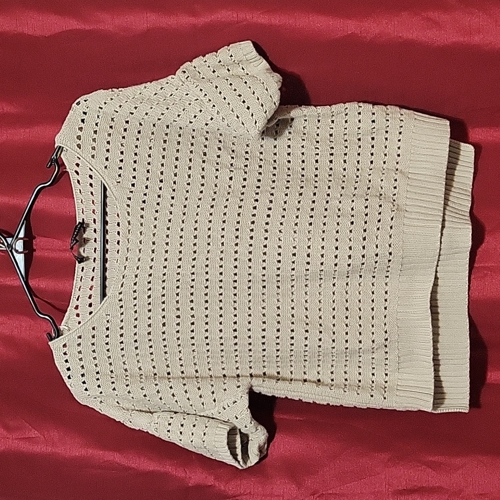 Sweater tee size small
